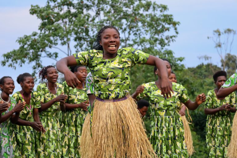 4 Days Bwindi Gorilla Trekking Safari Uganda – Batwa Cultural Experience